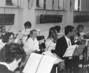 1992 AC75 concert 847 640x436