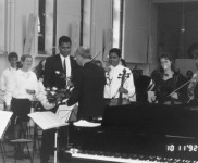 1992 AC75 concert 853 640x443