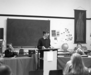 1992 AC75 debatingwedstrijd 855 640x427