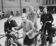 1955 fietsafdak 13 vertrek ploeg fietsenrally 6176 600x391