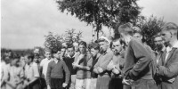 1953